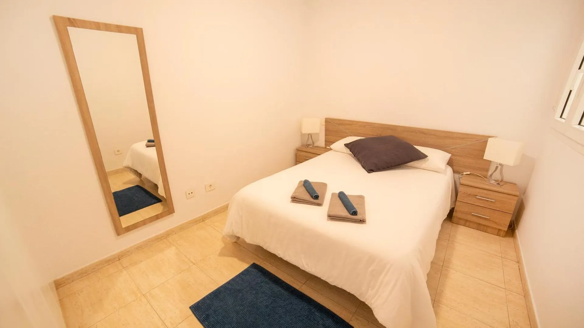 Apartament Avenida 40 Vecindario  0*, Vecindario (Gran Canaria)